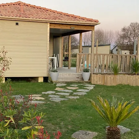 Le Colibri Au Calme Piscine Chauffee Sauna Hammam Parc Multisports *